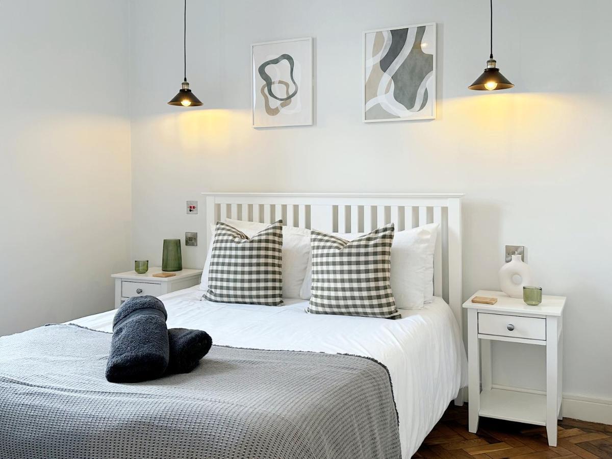 The Tailor's Lounge - Flat & Parking Apartment *